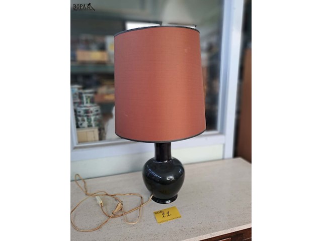 Lot 22 - vintage zwarte keramische tafellamp met bruine kap '60 - afbeelding 1 van  3