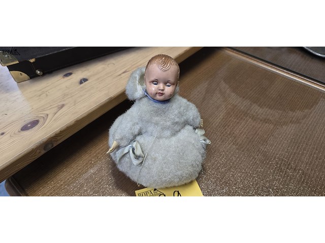 Lot 22 - zeldzame vintage mechanische babypop jaren 50 - afbeelding 1 van  4