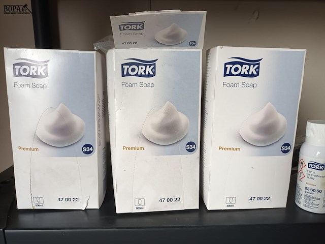 Lot 22 - zepen, handdoekpapier, luchtverfrisser - afbeelding 2 van  5