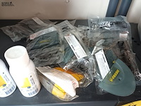 Lot 22 - zepen, handdoekpapier, luchtverfrisser - afbeelding 4 van  5