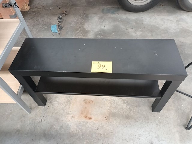 Lot 22 - zwarte ikea sidetable - afbeelding 1 van  2