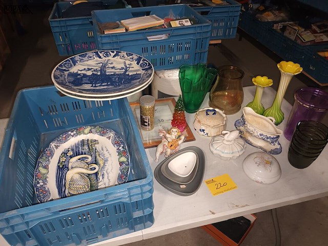 Lot 220 - decoratie. 18 stuks - afbeelding 2 van  7