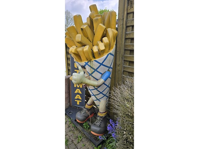 Lot 220 - reclame frietzak in kunststof - afbeelding 3 van  3