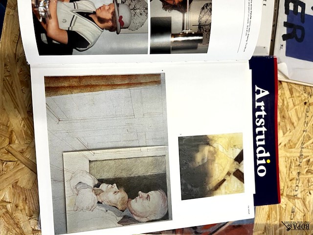 Lot 221 - art now artstudio 2 boeken - afbeelding 2 van  8