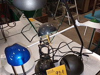 Lot 221 - bureaulampen. 4 stuks - afbeelding 3 van  4