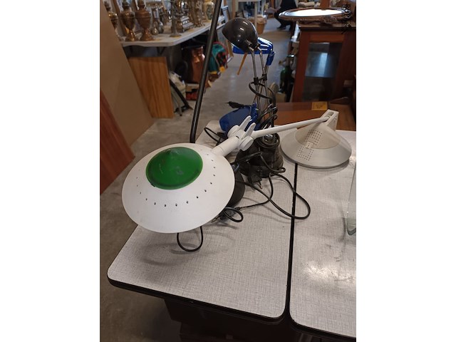 Lot 221 - bureaulampen. 4 stuks - afbeelding 4 van  4