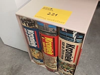 Lot 221 - set van 3 boeken kronieken
