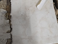 Lot 221 - vloertegels keramiek ong 24m² - afbeelding 3 van  4