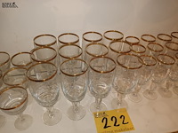 Lot 222 - glasservies. 37 stuks - afbeelding 5 van  5