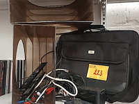 Lot 223 - diversen - afbeelding 1 van  4