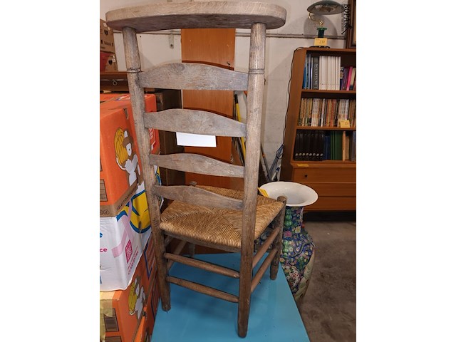 Lot 223 - kerkstoel - afbeelding 3 van  3