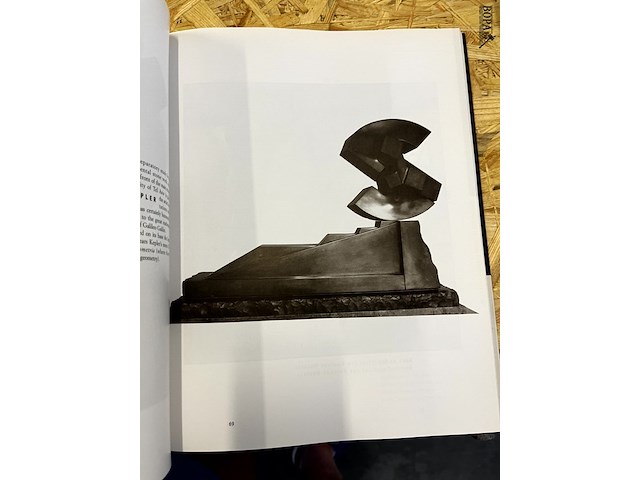 Lot 223 - sculpture a firenze gio pmodoro - afbeelding 2 van  5