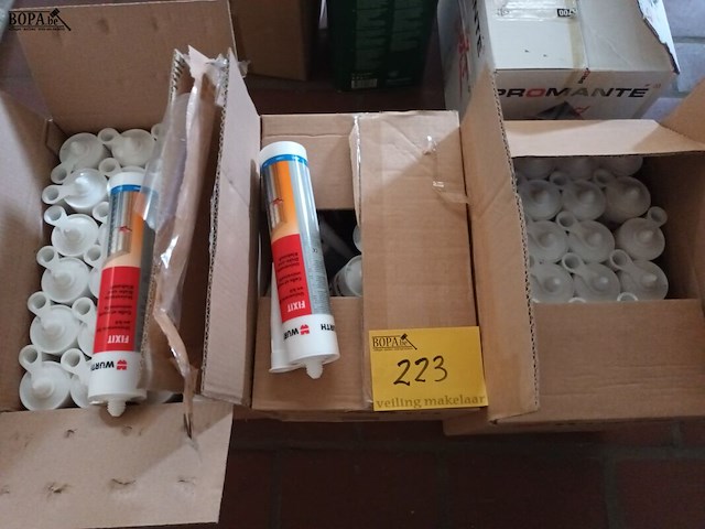 Lot 223 - wurth fixit universele lijmkit. 3 dozen - afbeelding 1 van  4