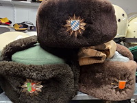 Lot 224 - duitsland 3 wintermutsen - afbeelding 1 van  4