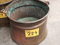 Lot 224 - koperen ketel - afbeelding 1 van  4