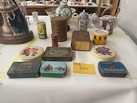 Lot 224 - oude blikken. 11 stuks