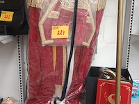 Lot 224 - sinterklaaskostuum met toebehoren - afbeelding 2 van  5