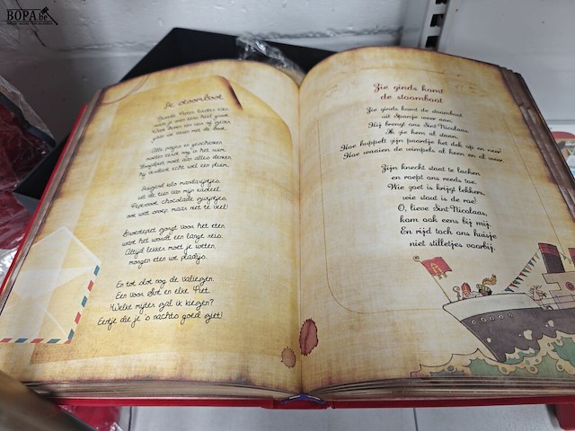 Lot 224 - sinterklaaskostuum met toebehoren - afbeelding 14 van  15