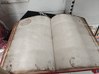 Lot 224 - sinterklaaskostuum met toebehoren - afbeelding 15 van  15