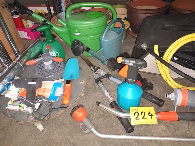 Lot 224 - tuingereedschap. 14 stuks - afbeelding 3 van  4