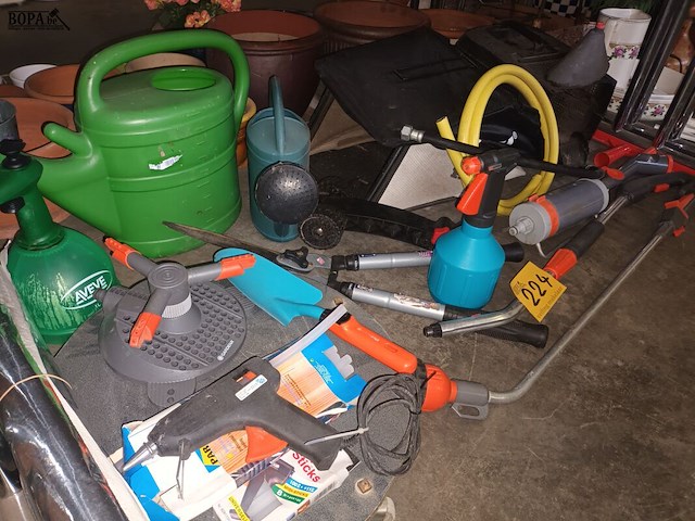 Lot 224 - tuingereedschap. 14 stuks - afbeelding 4 van  4