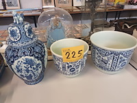 Lot 225 - blauwe delft. 3 stuks - afbeelding 1 van  5