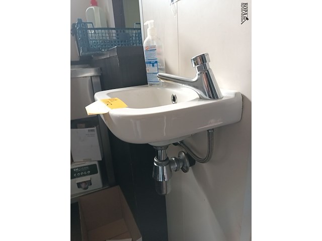 Lot 225 - handenwasbak. 2 stuks - afbeelding 2 van  4