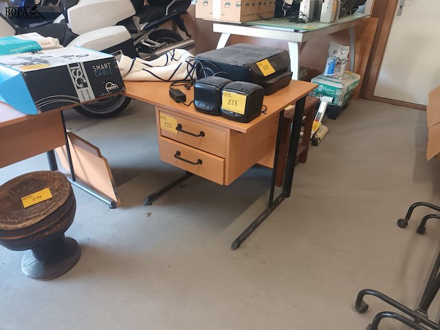 Lot 225 - hoekbureau - afbeelding 3 van  4
