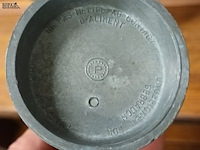 Lot 225 - kannetjes in tin. 7 stuks - afbeelding 4 van  4