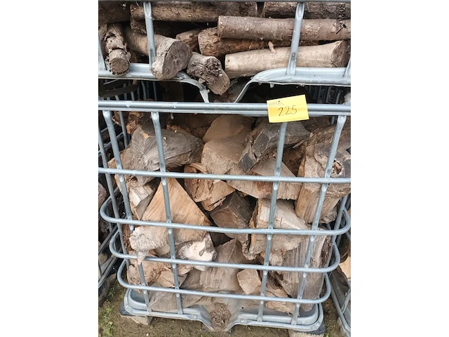 Lot 225 - metalen kooi met brandhout. 4 stuks - afbeelding 4 van  6