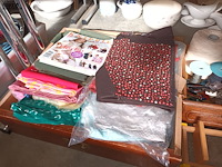 Lot 225 - naaimachine huskystar en naaigerei - afbeelding 4 van  4