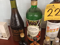 Lot 226 - flessen alcoholische drank. 12 stuks - afbeelding 3 van  5