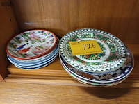 Lot 226 - oosterse sierborden. 14 stuks - afbeelding 1 van  6