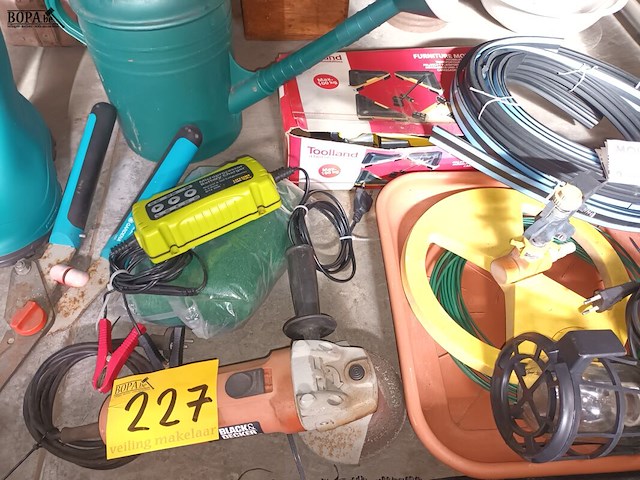 Lot 227 - gereedschap en doe-het-zelf materiaal - afbeelding 3 van  4