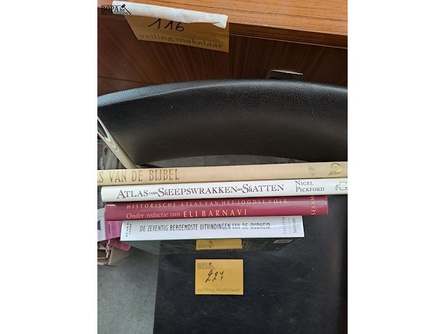Lot 227 - lot boeken omtrent oude tijden: geloof en historie - afbeelding 1 van  1