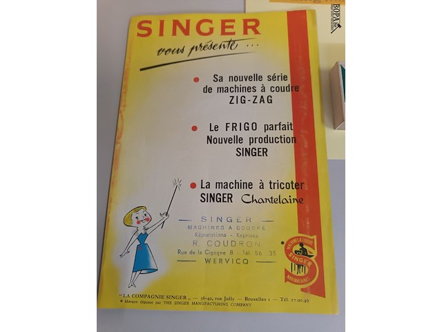 Lot 227 - singer verzamelitems. 3 stuks - afbeelding 2 van  5