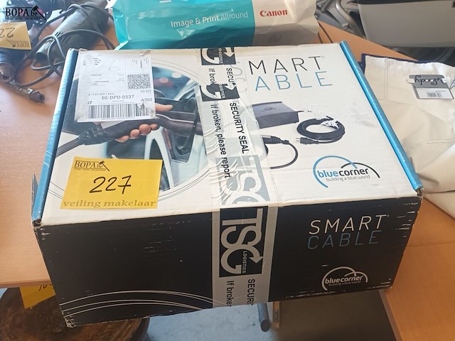 Lot 227 - smart oplaadkabel voor auto - afbeelding 1 van  4