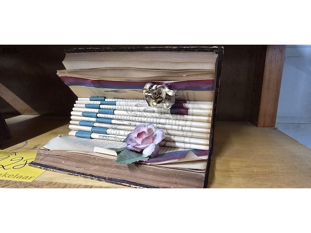 Lot 228 - oude boeken ong 11 stuks - afbeelding 3 van  3