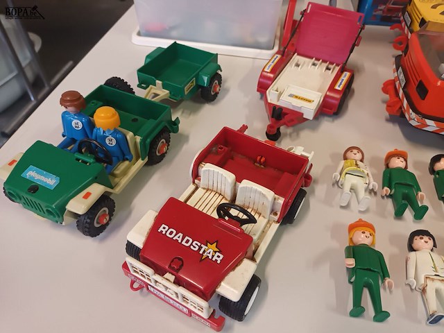 Lot 228 - playmobil speelgoed - afbeelding 3 van  6