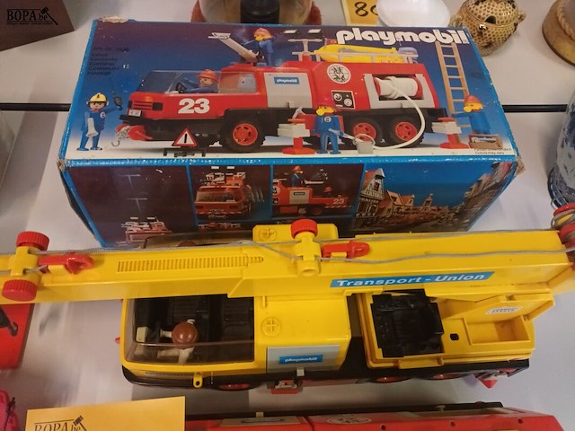 Lot 228 - playmobil speelgoed - afbeelding 5 van  6