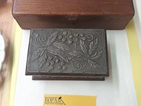 Lot 229 - antieke kisten. 2 stuks - afbeelding 4 van  4