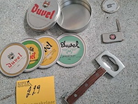 Lot 229 - duvel onderzetters in doosje - collectorsitem - bieropener - afbeelding 1 van  1