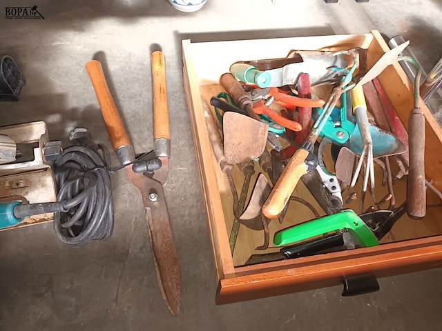 Lot 229 - gereedschap en doe-het-zelf materiaal - afbeelding 4 van  4