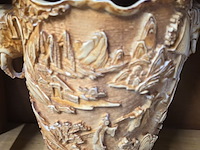 Lot 229 - italiaanse resin vazen '60 - '80 - afbeelding 2 van  7