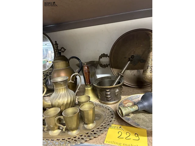 Lot 229 - lot koperen items - afbeelding 3 van  4
