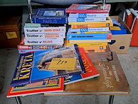 Lot 229 - lot raceboeken binnen en buiten europa - afbeelding 1 van  1