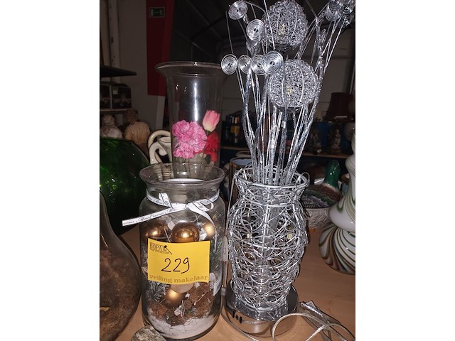 Lot 229 - siervazen. 5 stuks - afbeelding 3 van  3