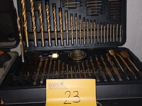 Lot 23 - boren en bits - afbeelding 1 van  4