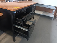 Lot 23 - bureau - afbeelding 3 van  3