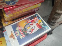 Lot 23 - cuver met videocassettes - afbeelding 3 van  4
